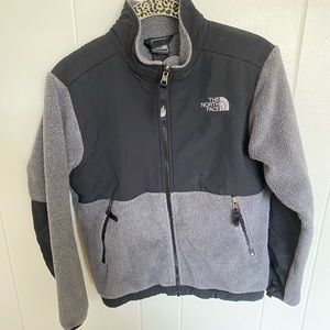 The North Face Kids Zip up Sweater